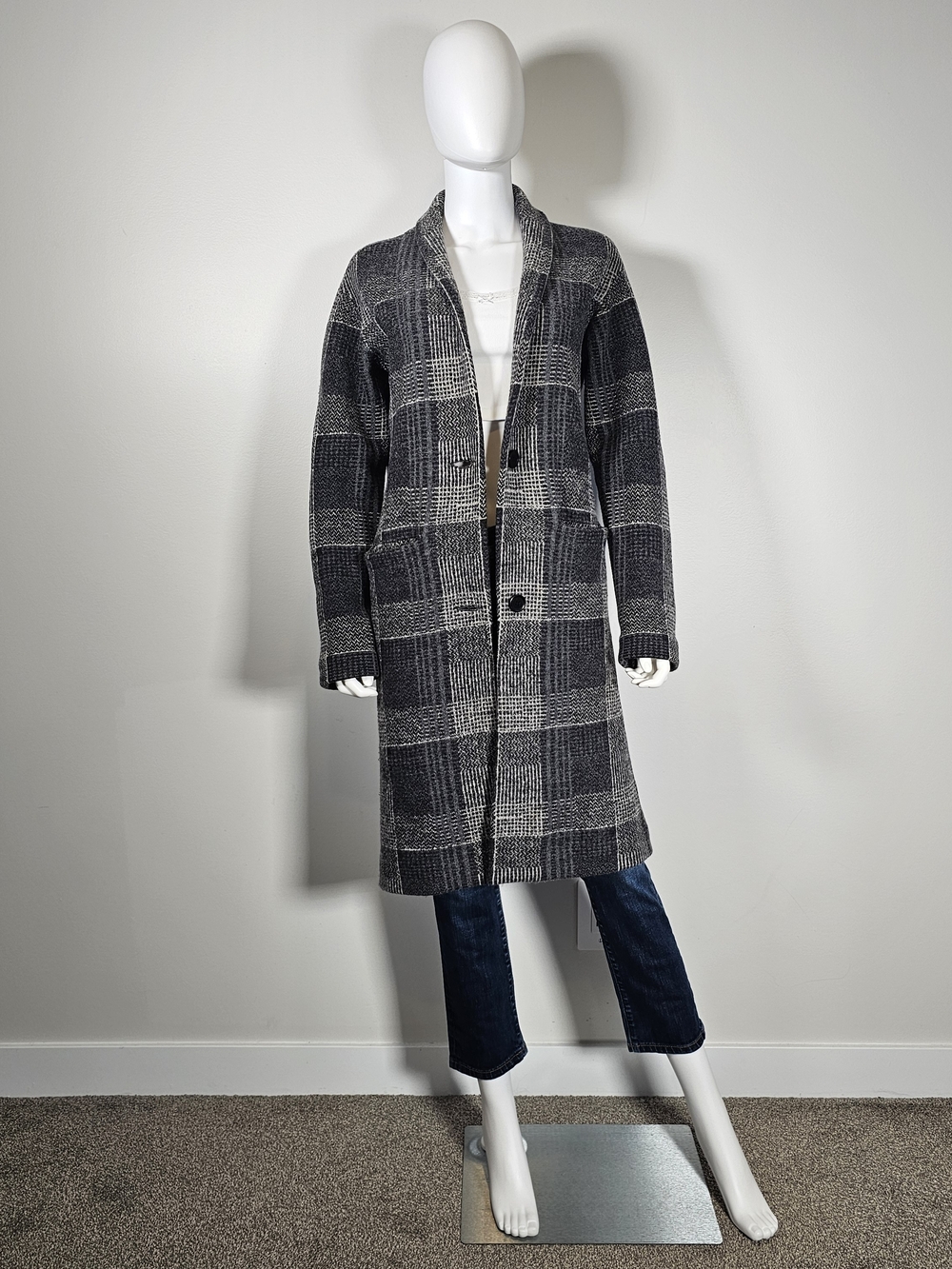 Wilfred Aritzia Black & Gray Plaid Long Pea Coat Sz XS